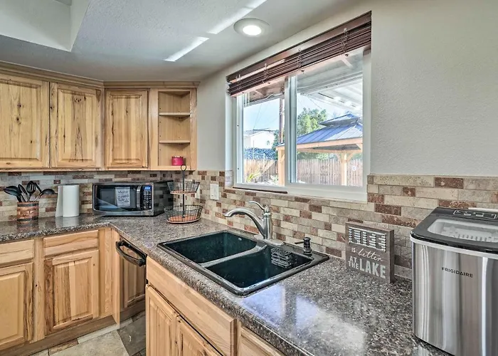5 Mi To Marina: Havasu W/ Pool! Holiday home